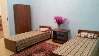 Гостевой дом Guest House Eva Сухум Семейный номер с общей ванной комнатой-6