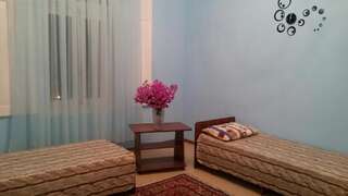 Гостевой дом Guest House Eva Сухум Семейный номер с общей ванной комнатой-14