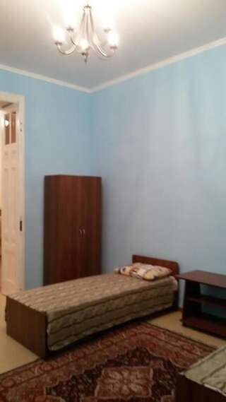 Гостевой дом Guest House Eva Сухум Семейный номер с общей ванной комнатой-17